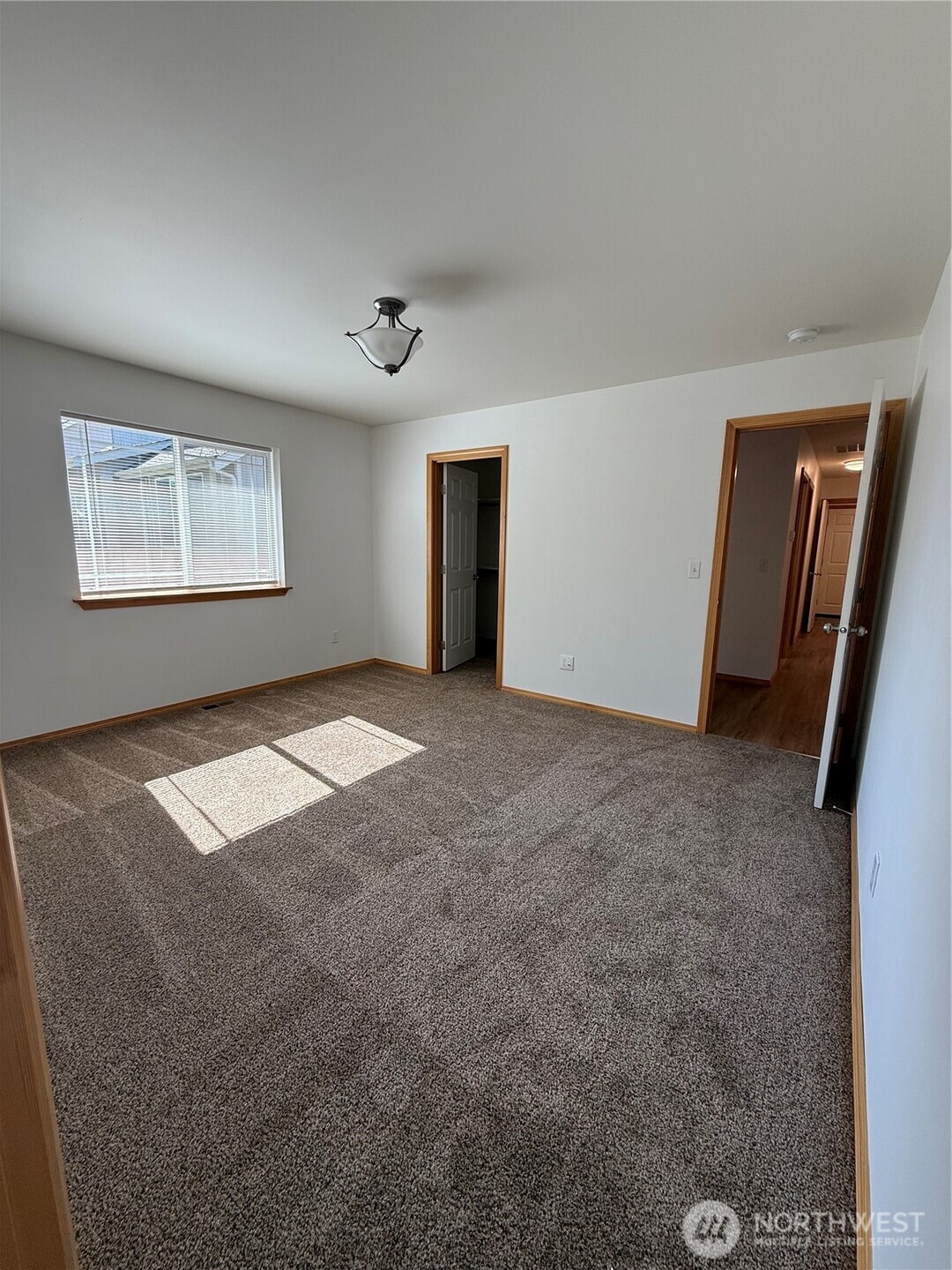 258 Parkside Loop Property Photo 9