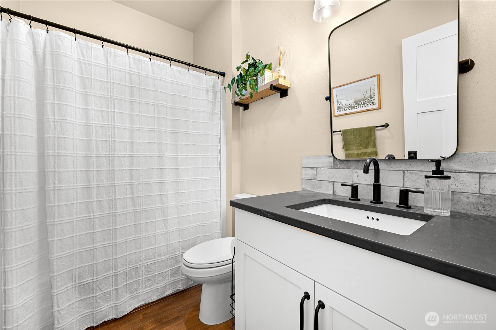 2561 Lakeridge Drive Property Photo 23