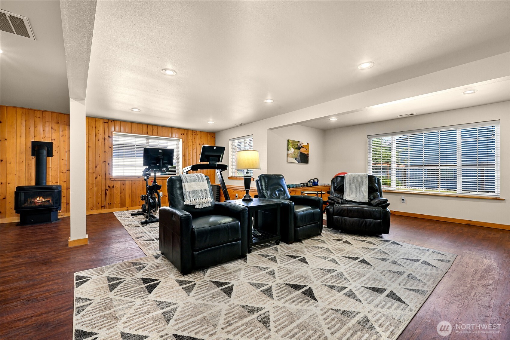 2561 Lakeridge Drive Property Photo 36