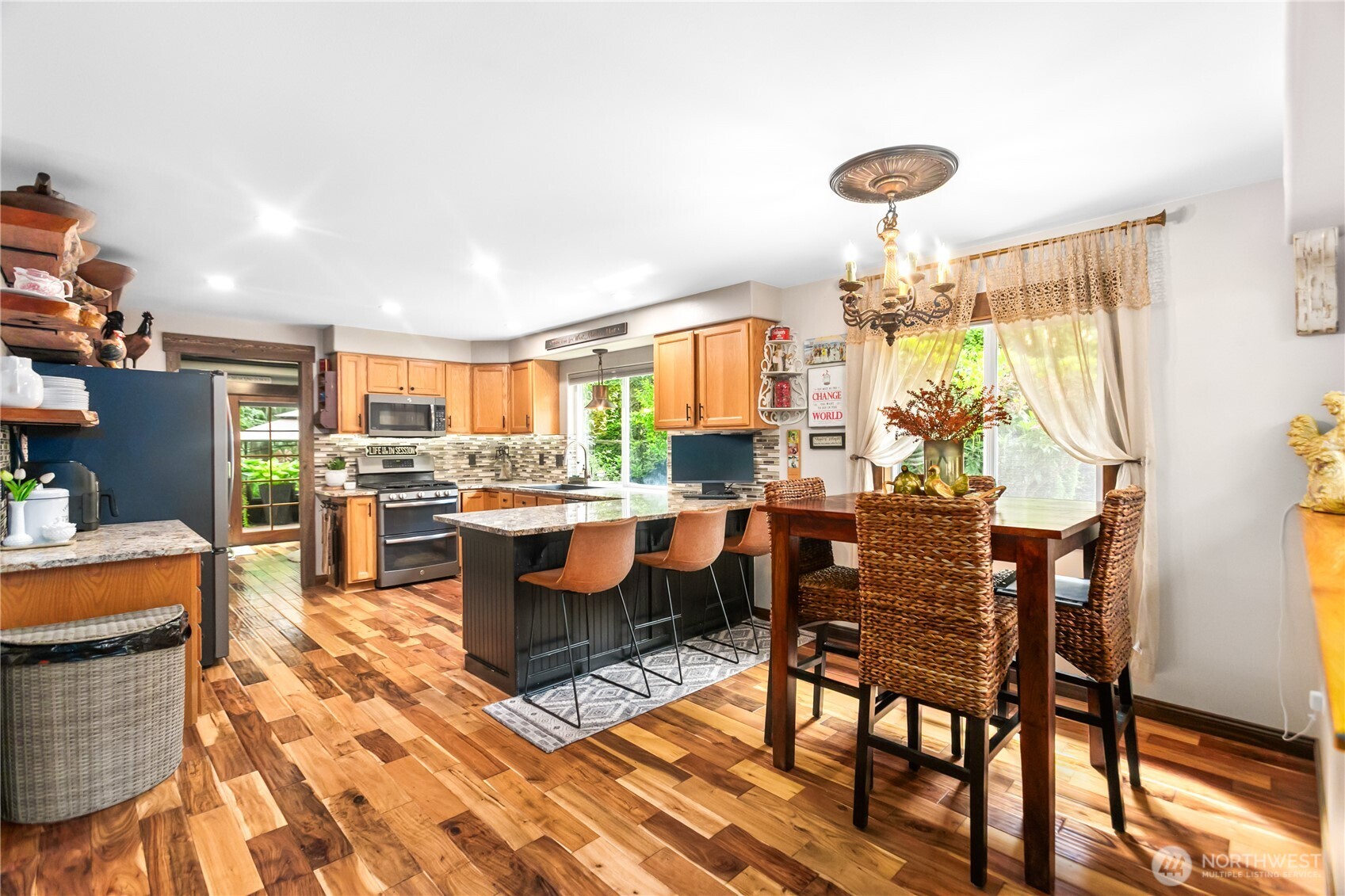 1863 Connery Lane Property Photo 11