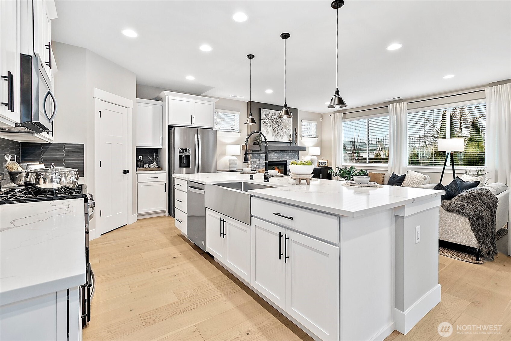 28407 142nd Place Property Photo 8