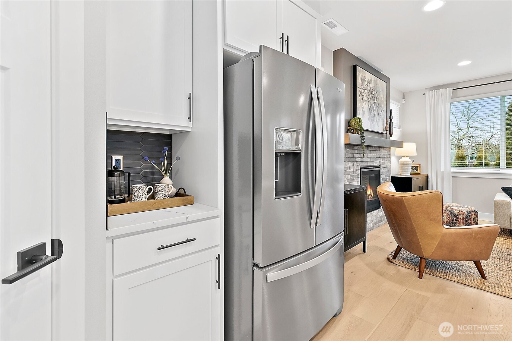 28407 142nd Place Property Photo 11