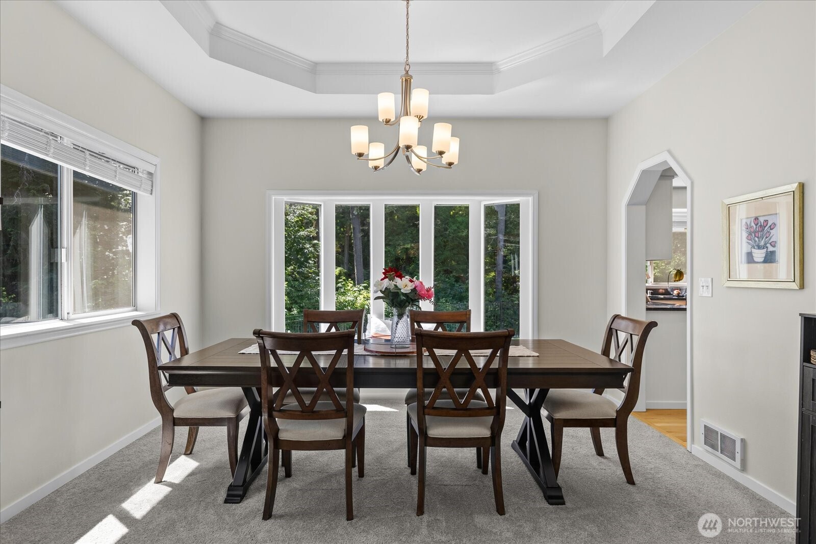 18223 Yew Way Property Photo 9