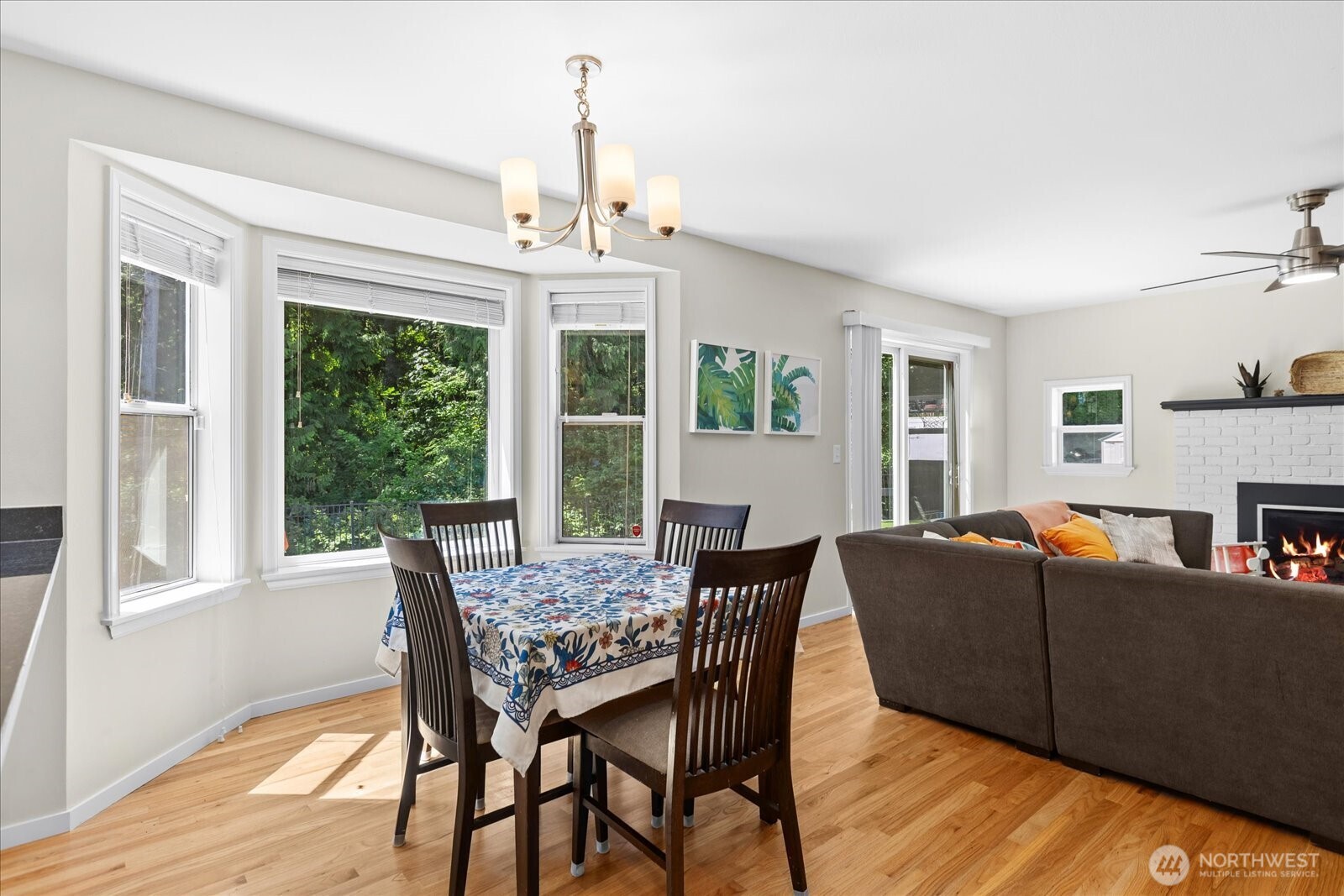 18223 Yew Way Property Photo 10