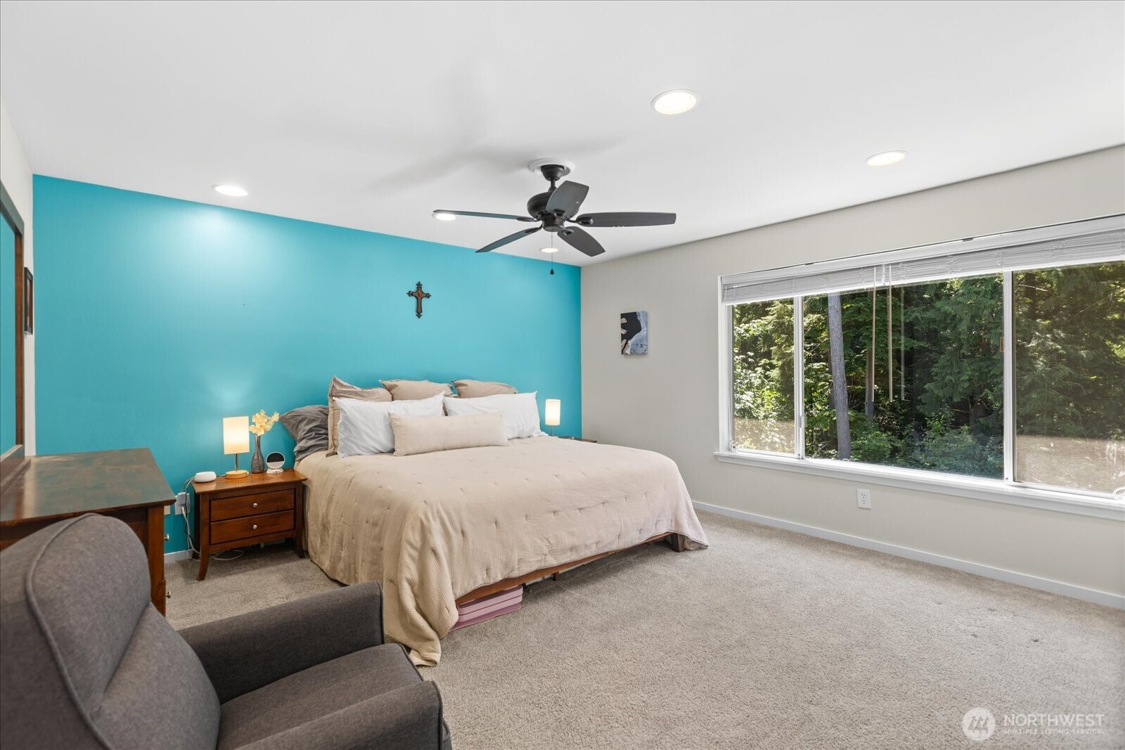 18223 Yew Way Property Photo 23