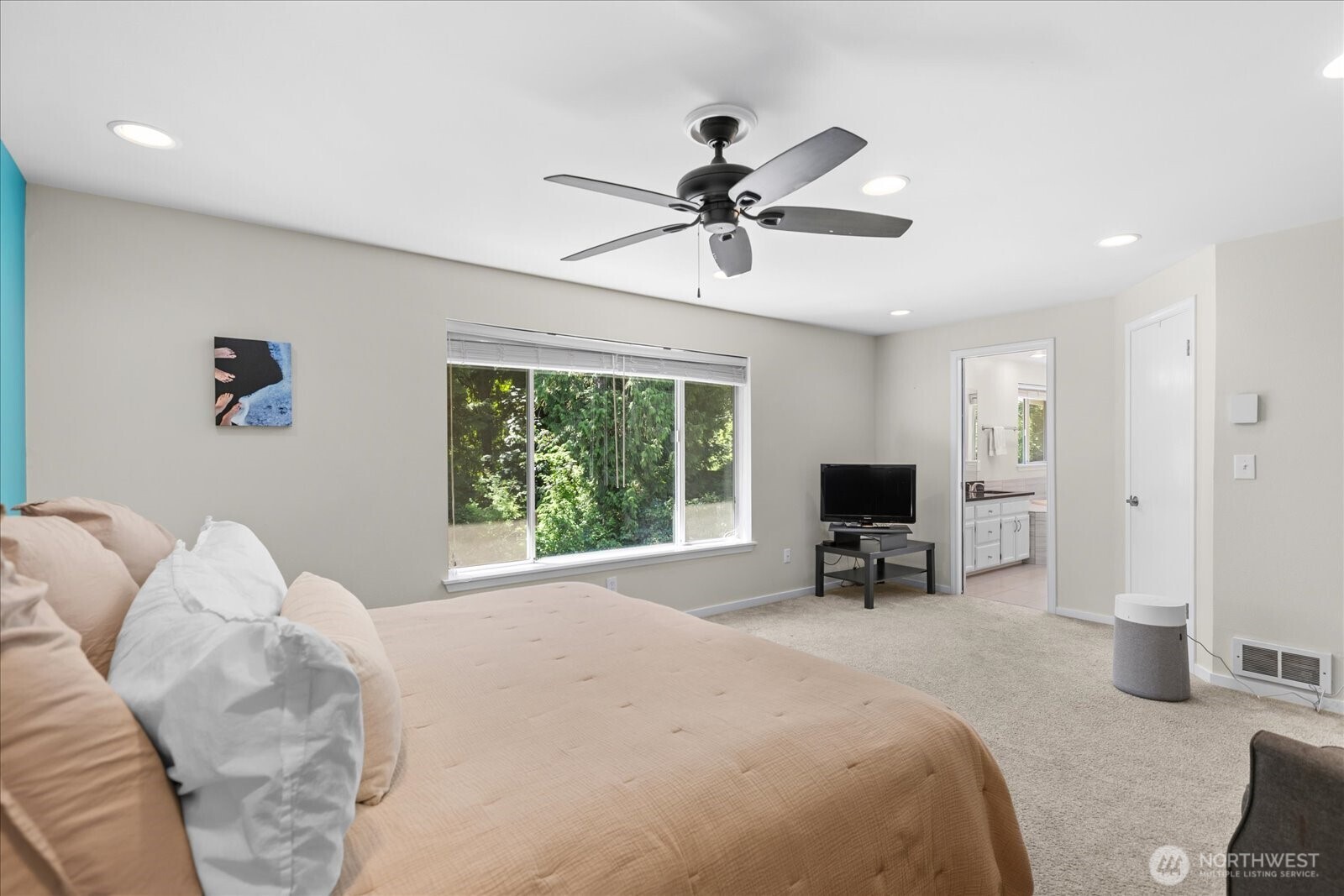 18223 Yew Way Property Photo 25