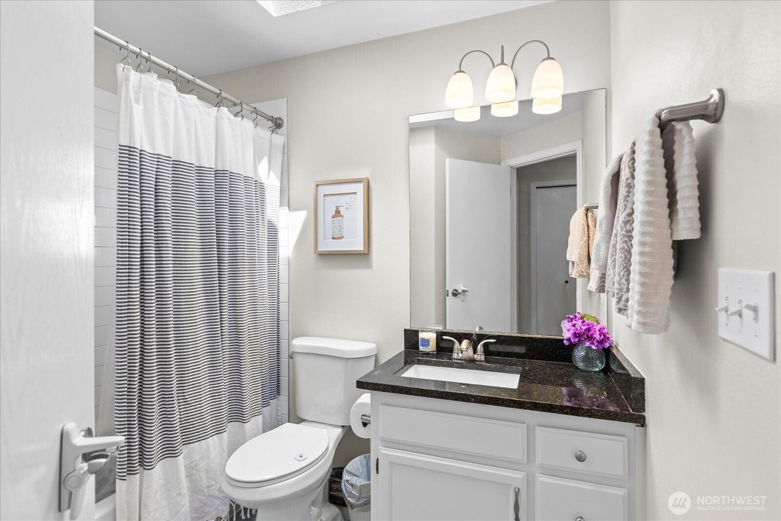 18223 Yew Way Property Photo 30