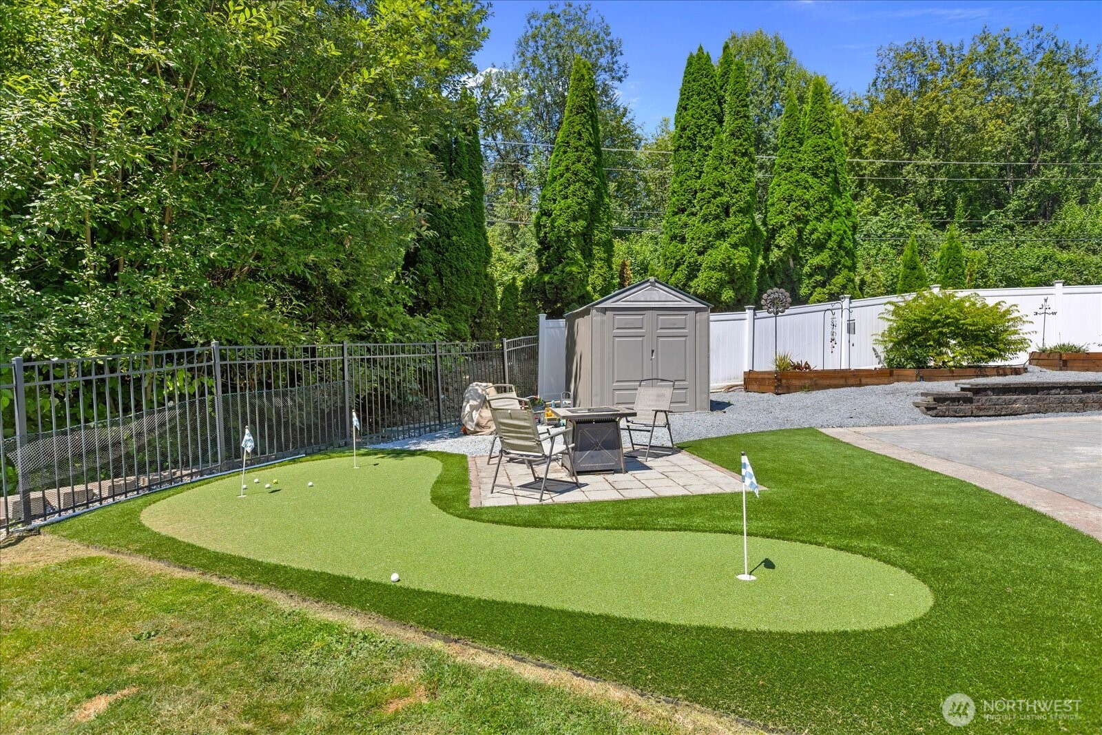 18223 Yew Way Property Photo 35