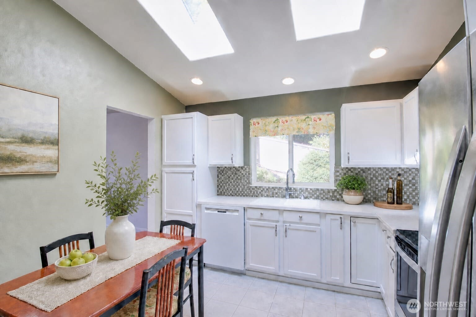 5208 213th Place Property Photo 8