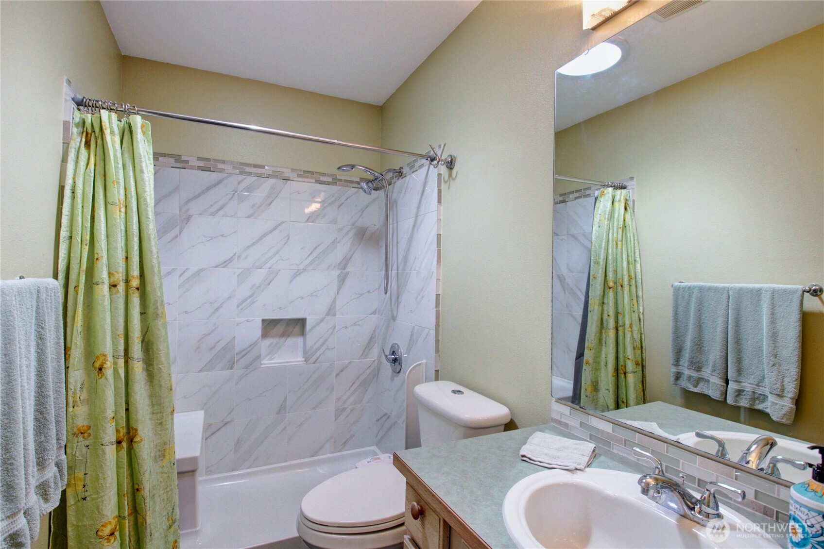 5208 213th Place Property Photo 17