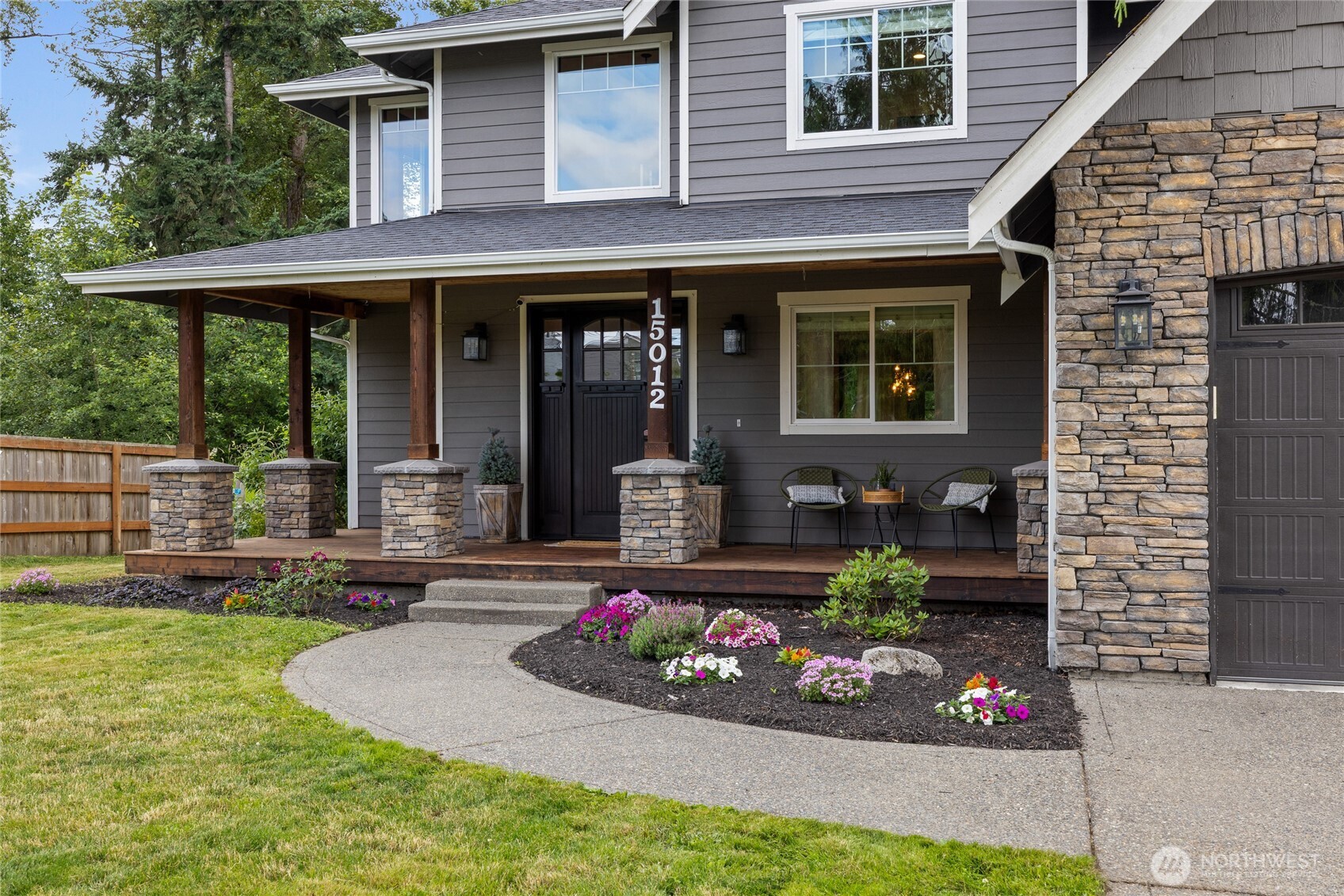 15012 86th Avenue Property Photo 2