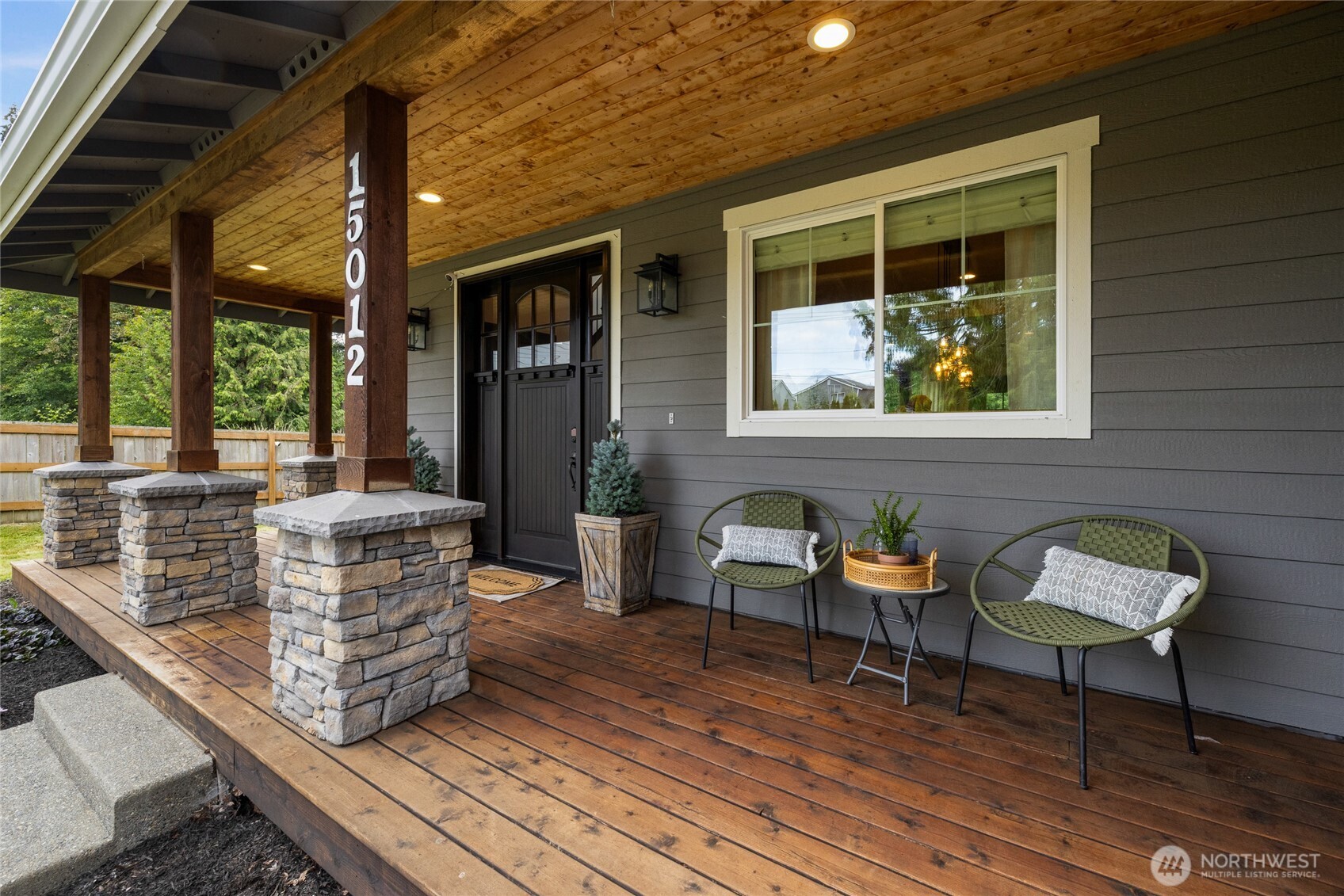 15012 86th Avenue Property Photo 3