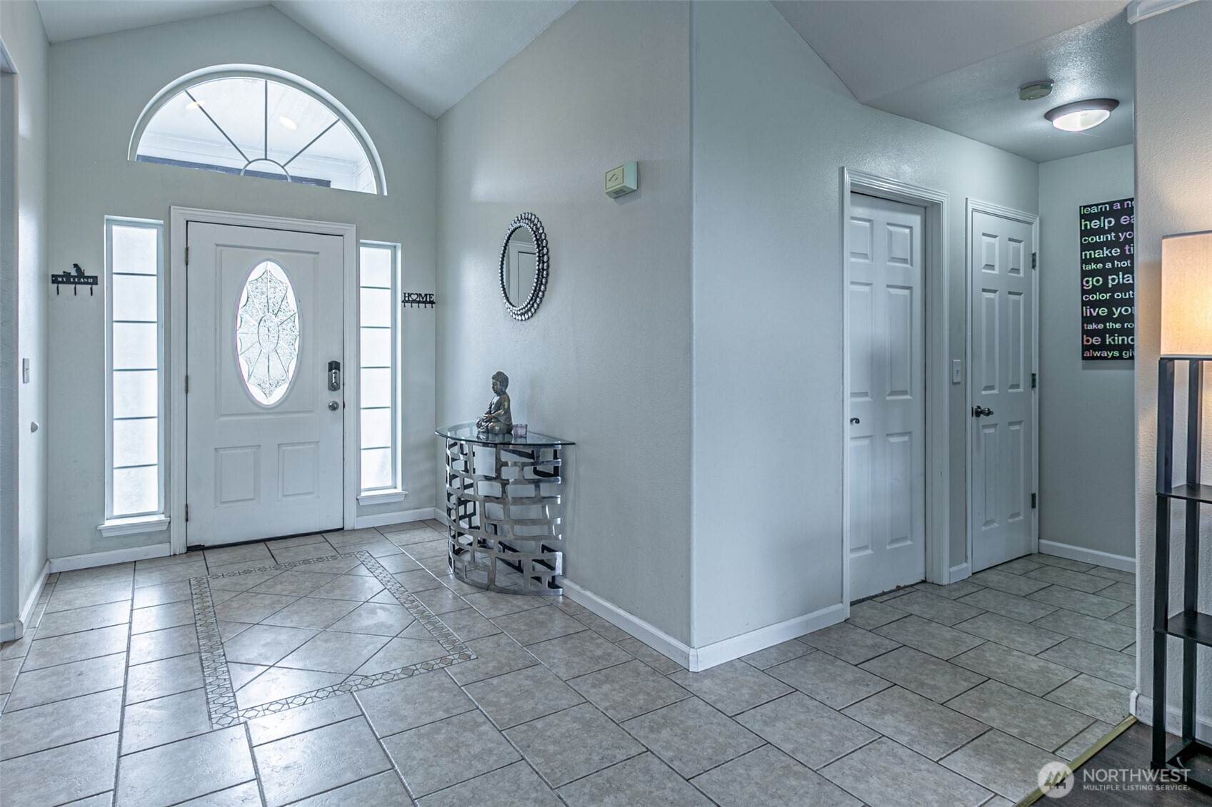 11218 215th Avenue Property Photo 3