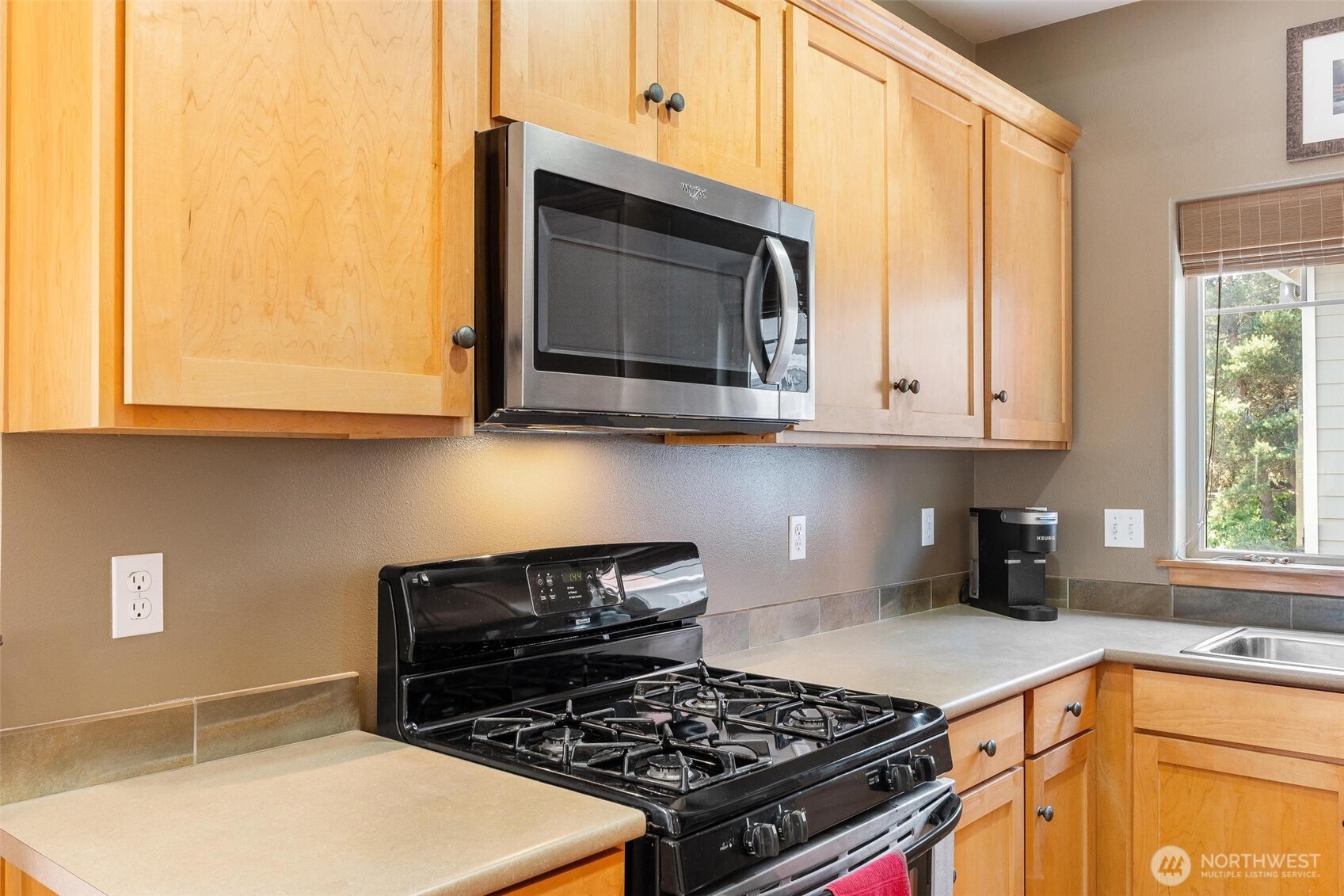 6617 198th Place Property Photo 12