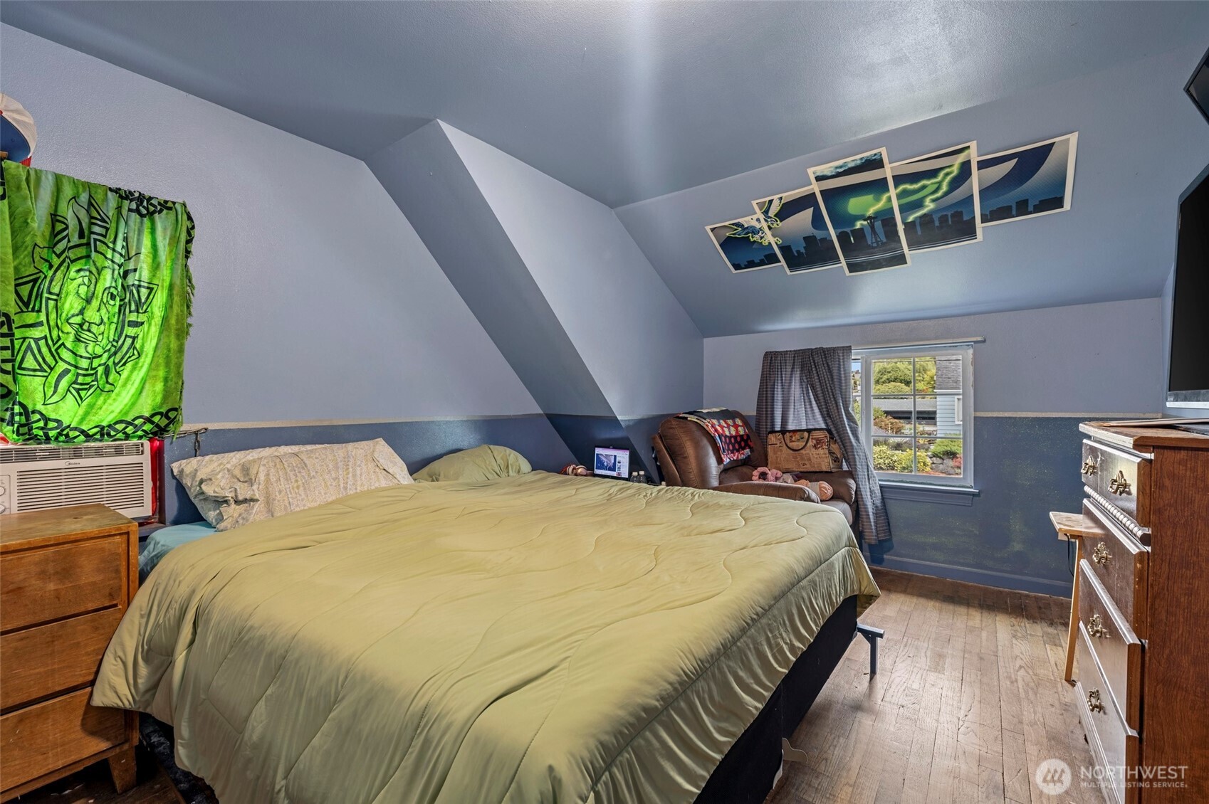 420 Warren Street Property Photo 26