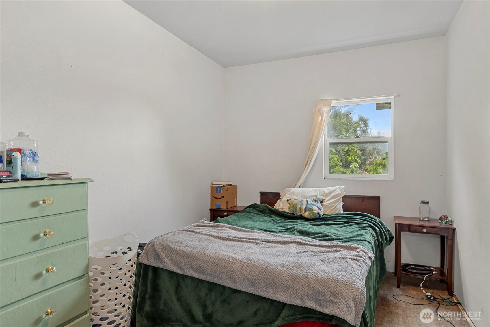 420 Warren Street Property Photo 27