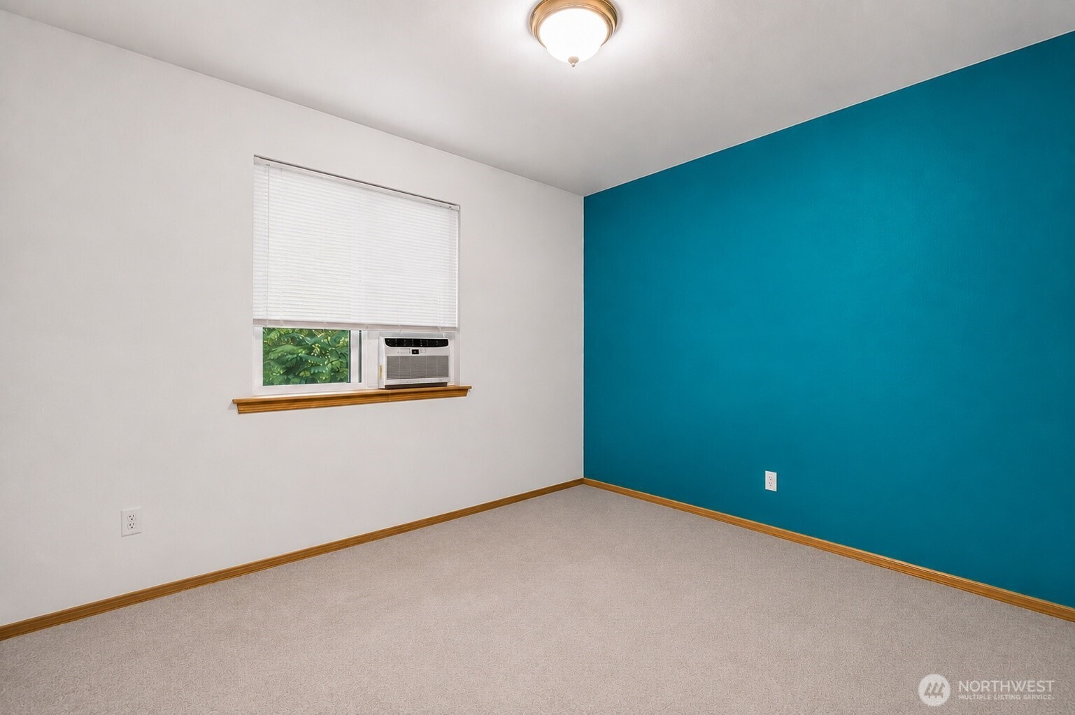 21827 Crest Lane Property Photo 16