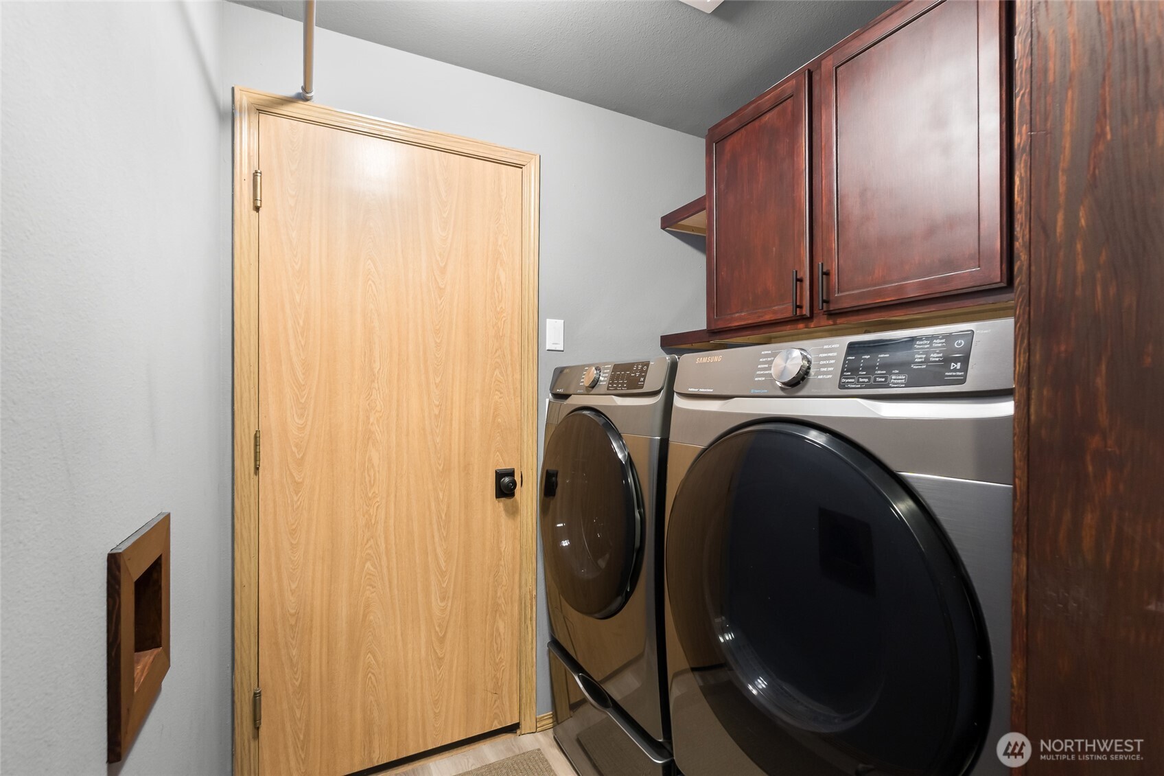 21827 Crest Lane Property Photo 23