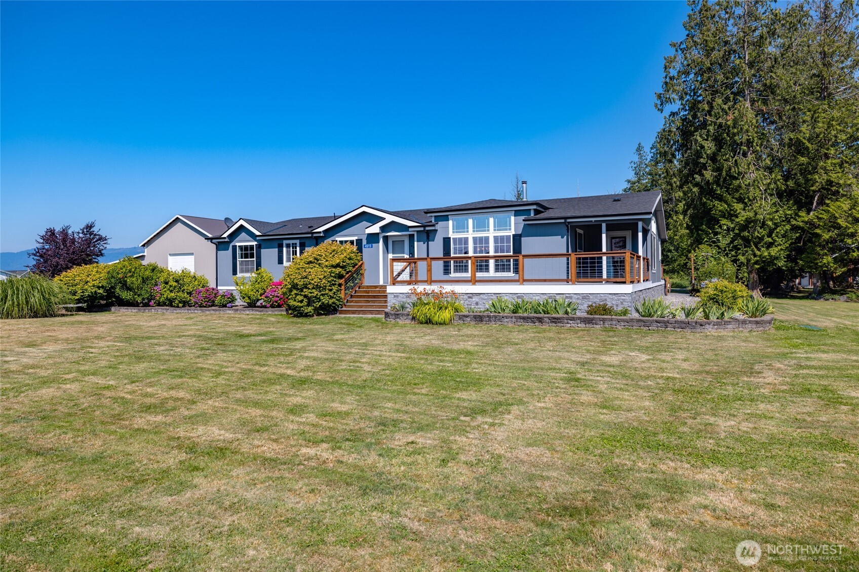 4919 G Loop Road Property Photo 1