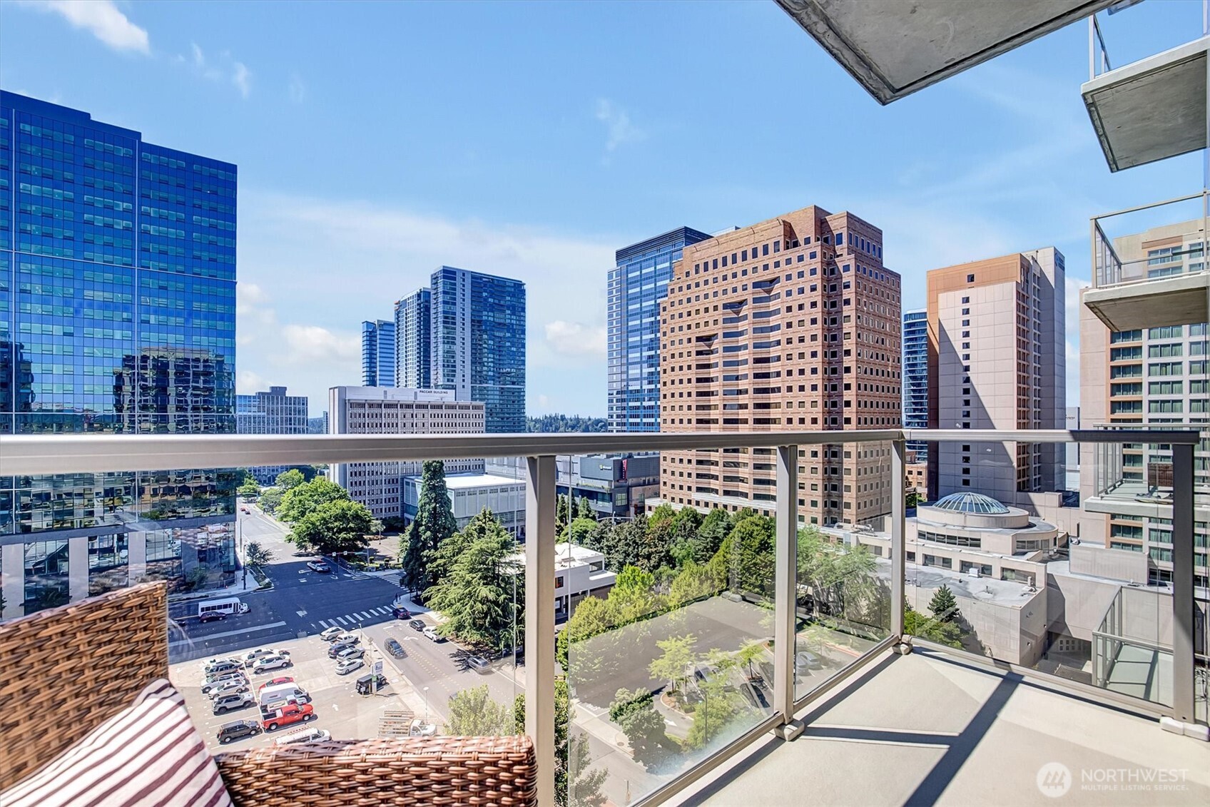 10610 Ne 9th Place 1501 Property Photo 3