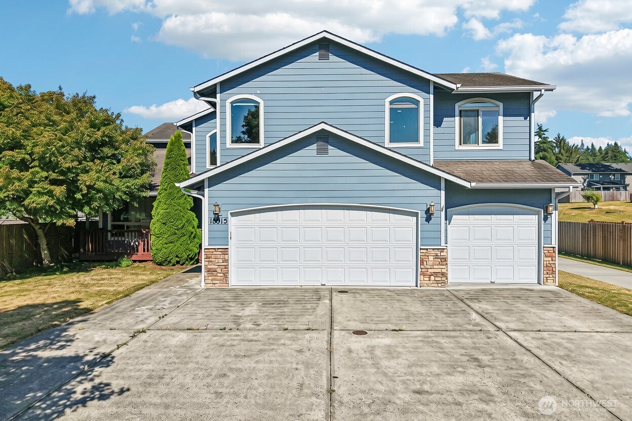 18915 42nd Drive Property Photo 1