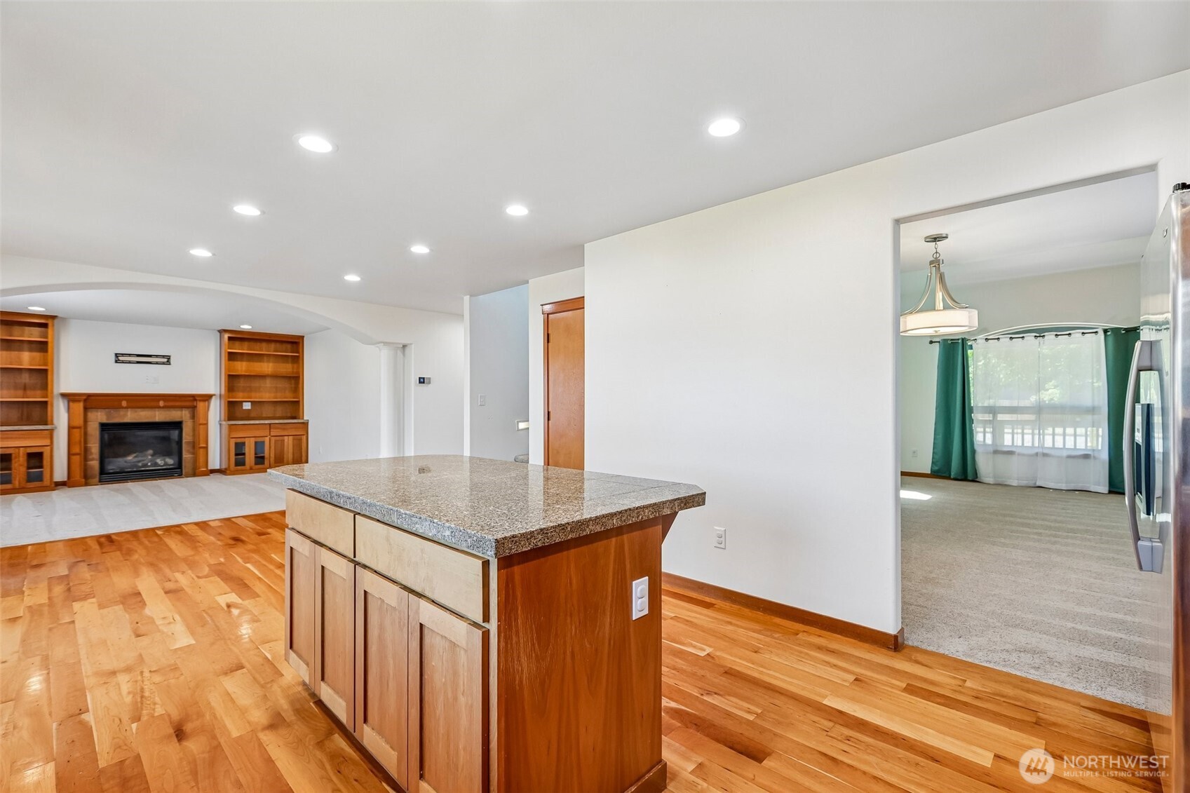 18915 42nd Drive Property Photo 10