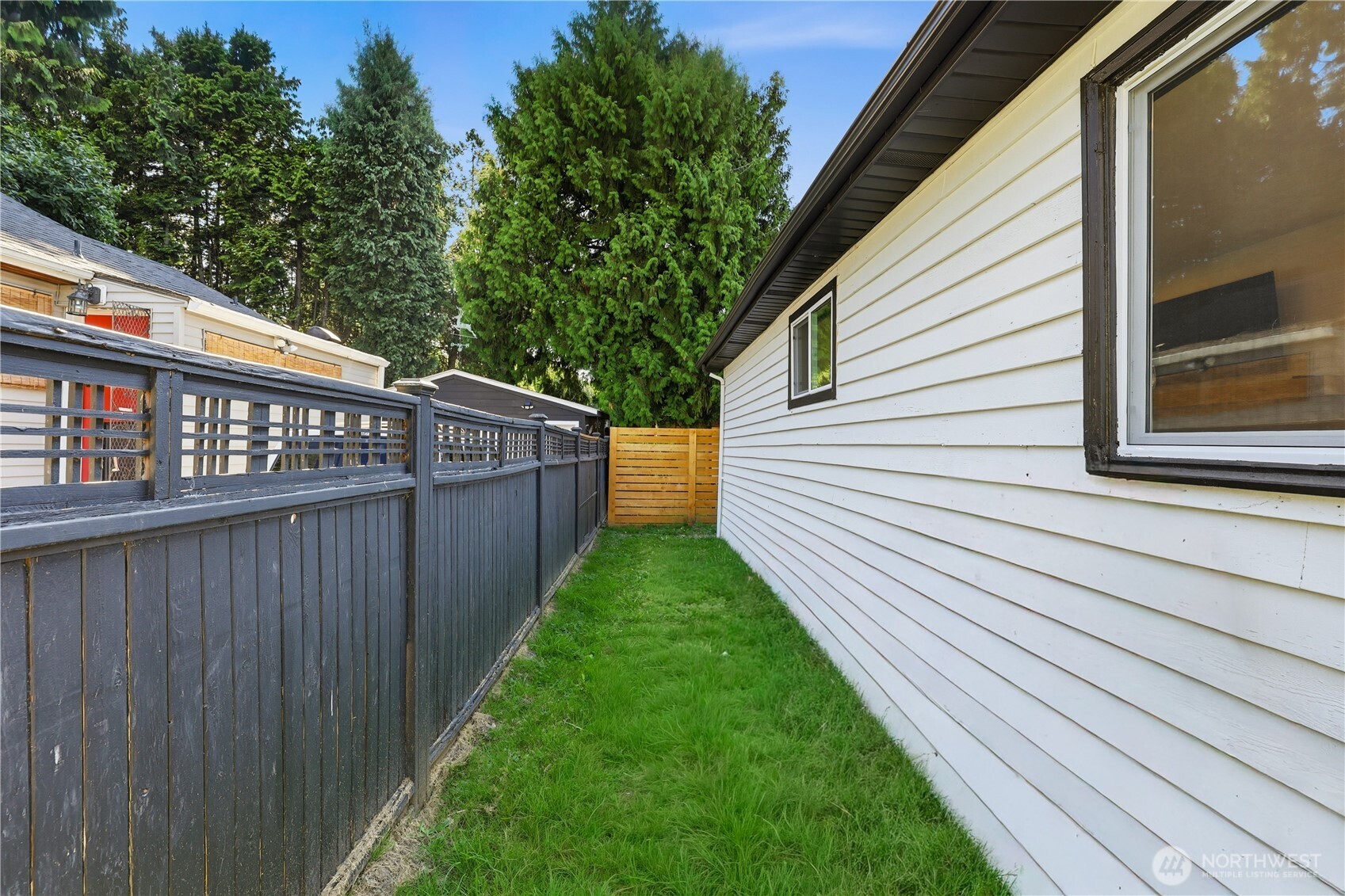 12215 44th Avenue Property Photo 25