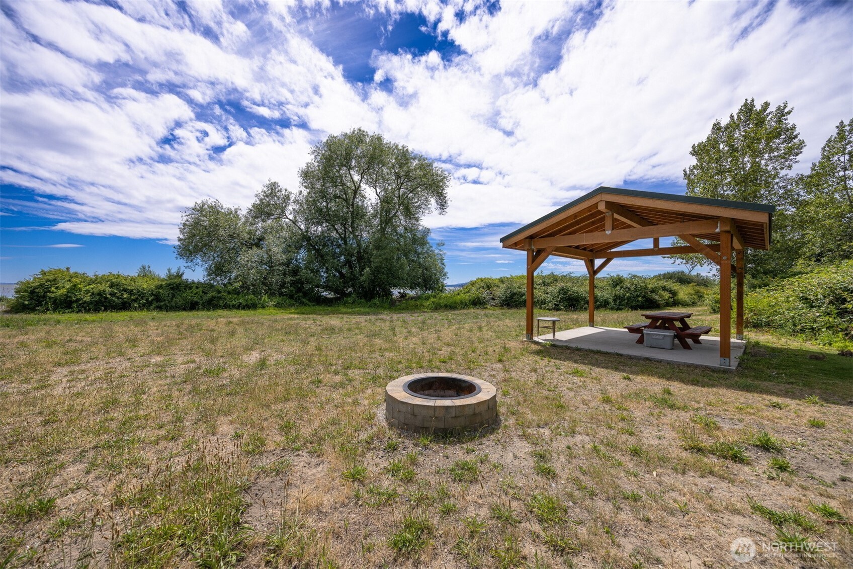 3919 Cliffside Drive Property Photo 40
