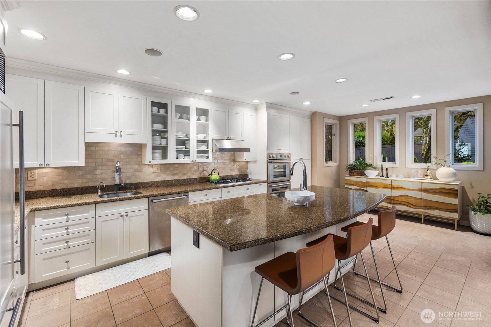 3215 78th Place Property Photo 12