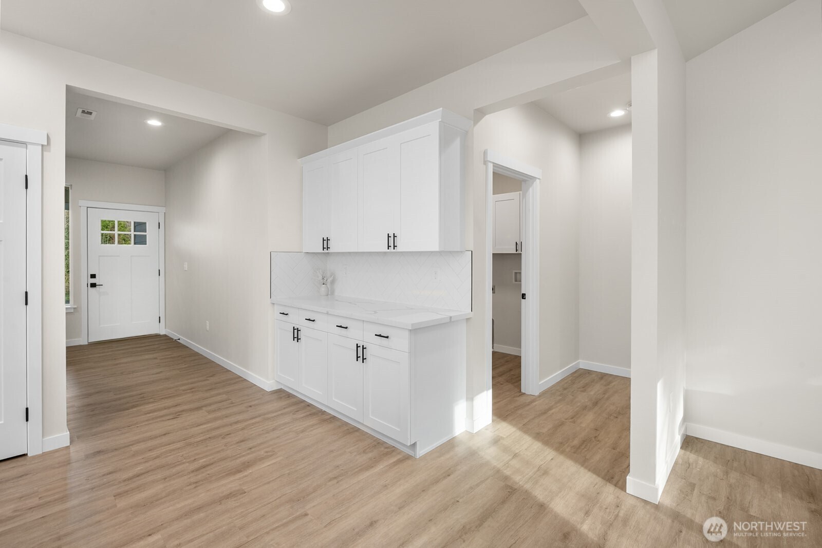 3108 Sanderling Drive Property Photo 8