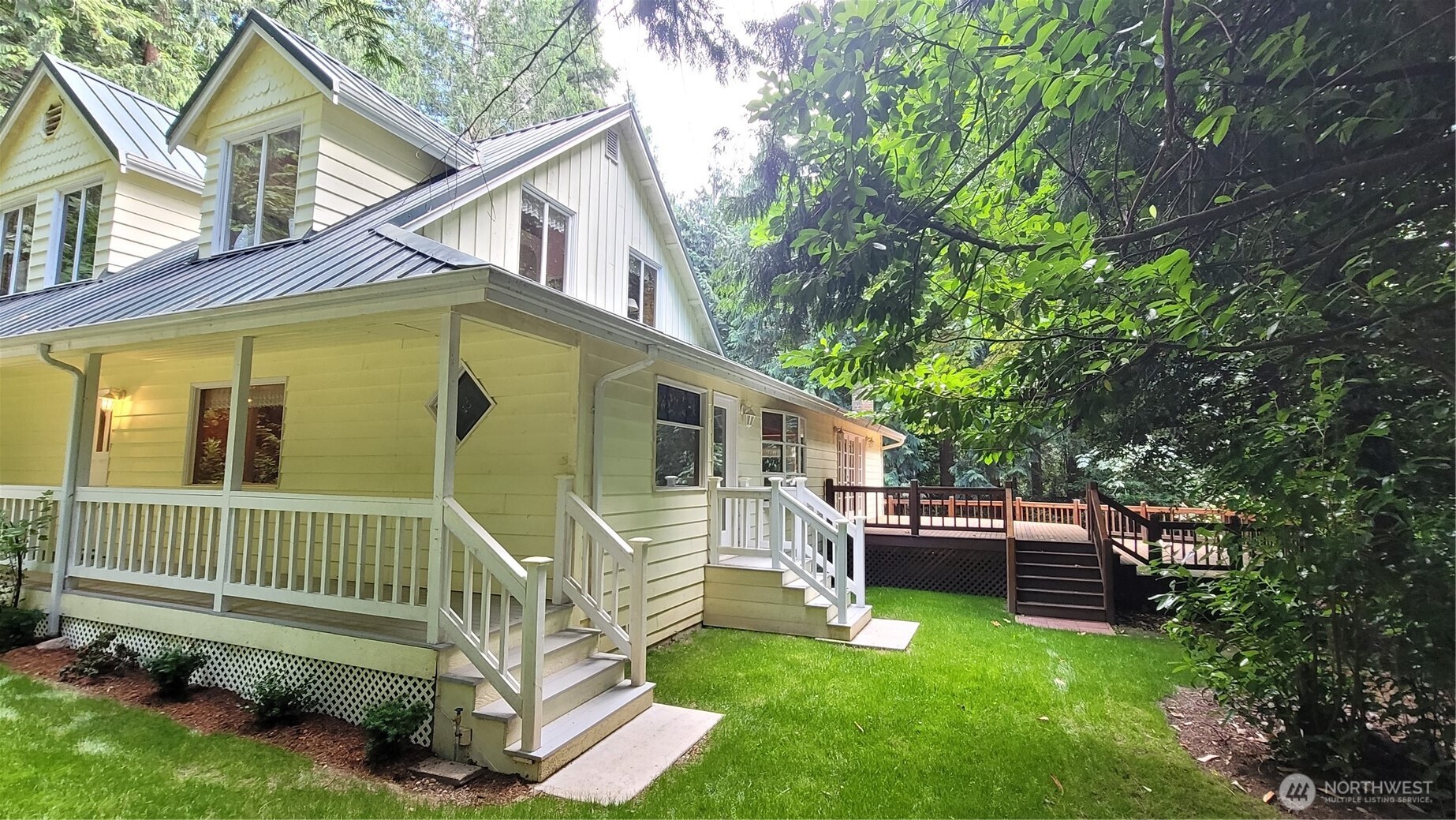 2015 290th Avenue Property Photo 4