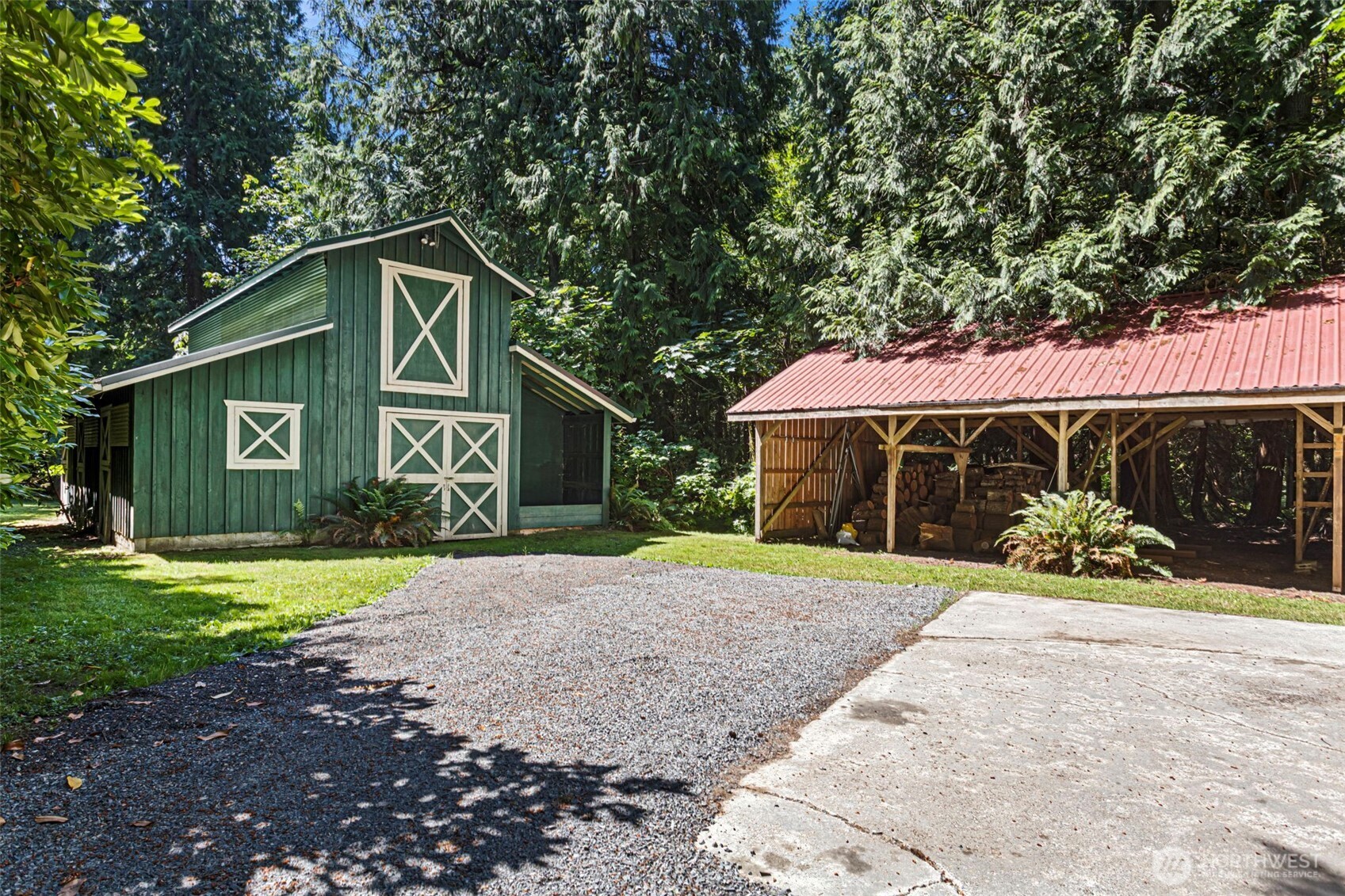 2015 290th Avenue Property Photo 6