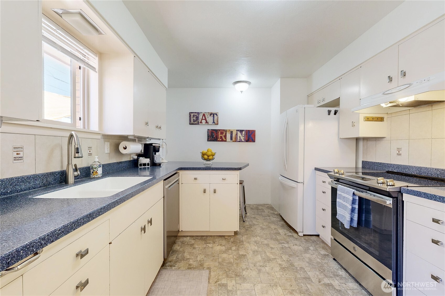 301 Ne A Street 1,2,3 Property Photo 10