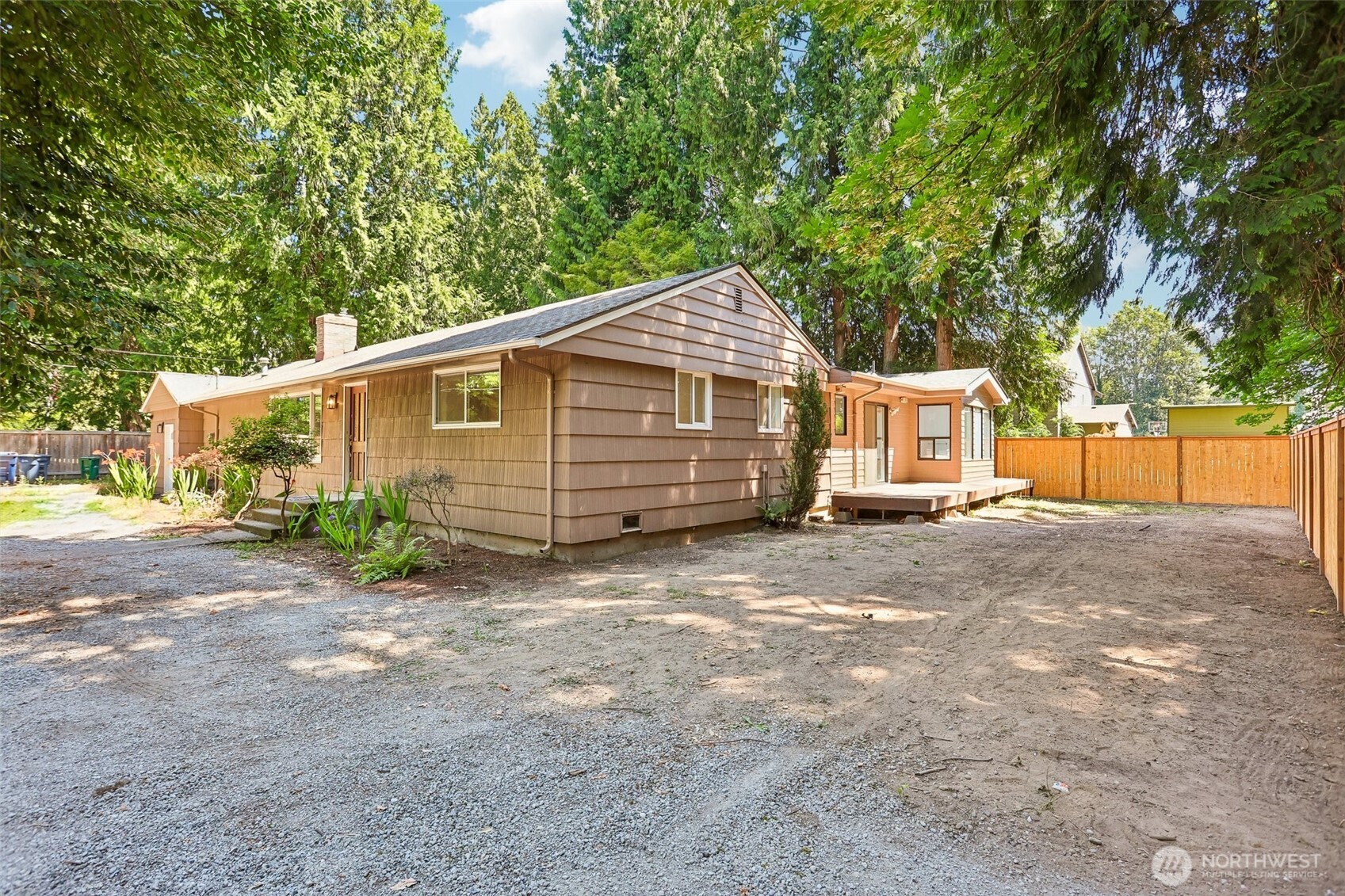 16220 Ambaum Boulevard Property Photo 4