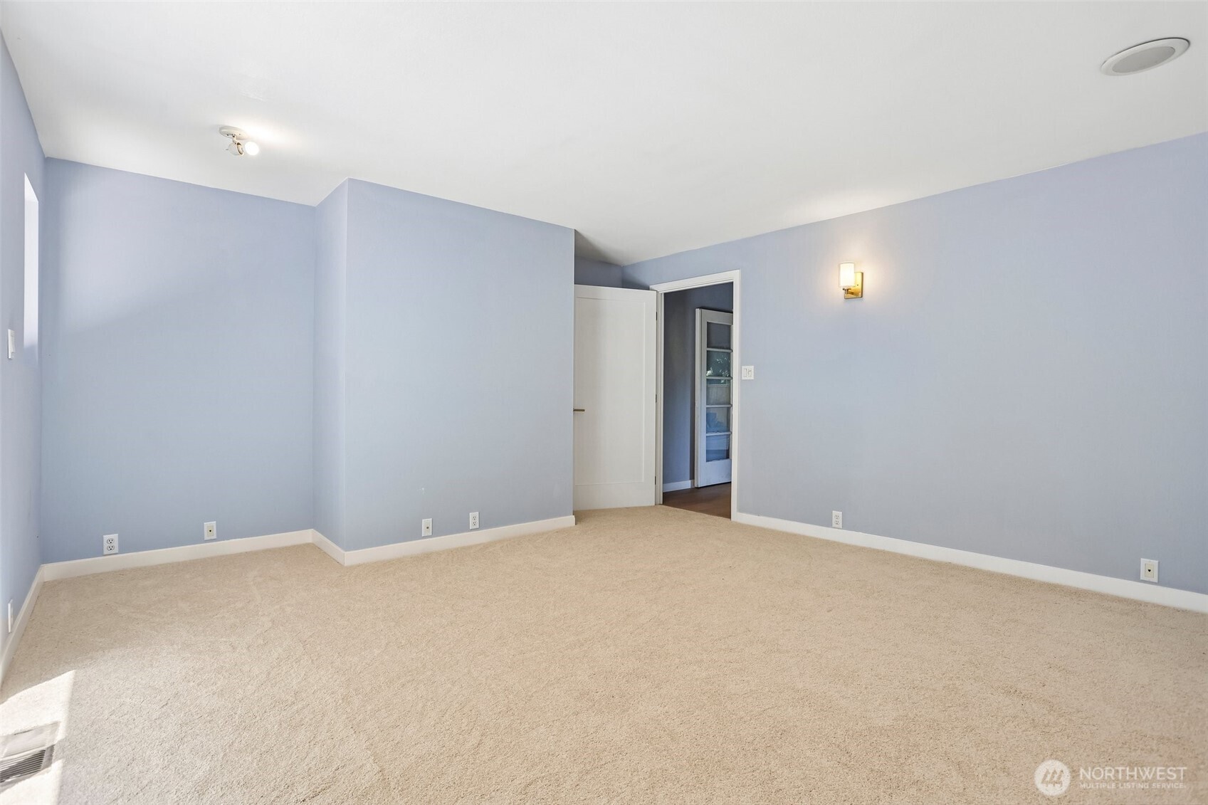 16220 Ambaum Boulevard Property Photo 17