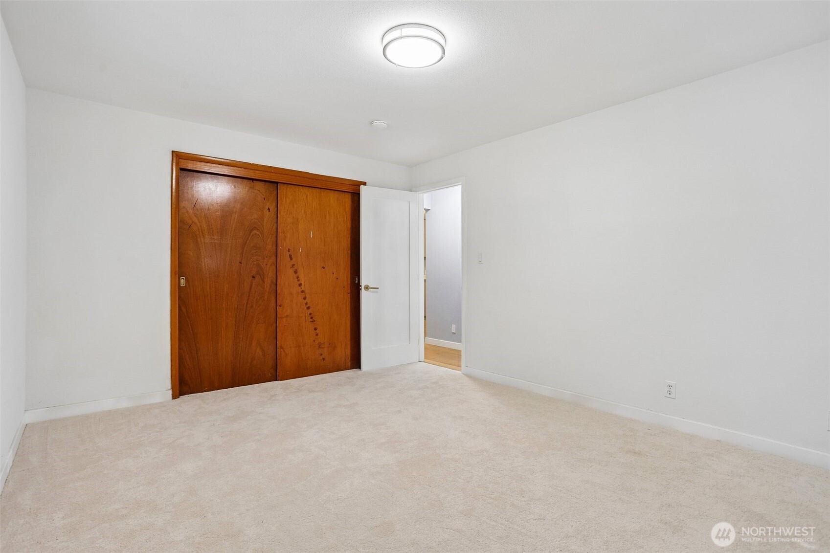 16220 Ambaum Boulevard Property Photo 26