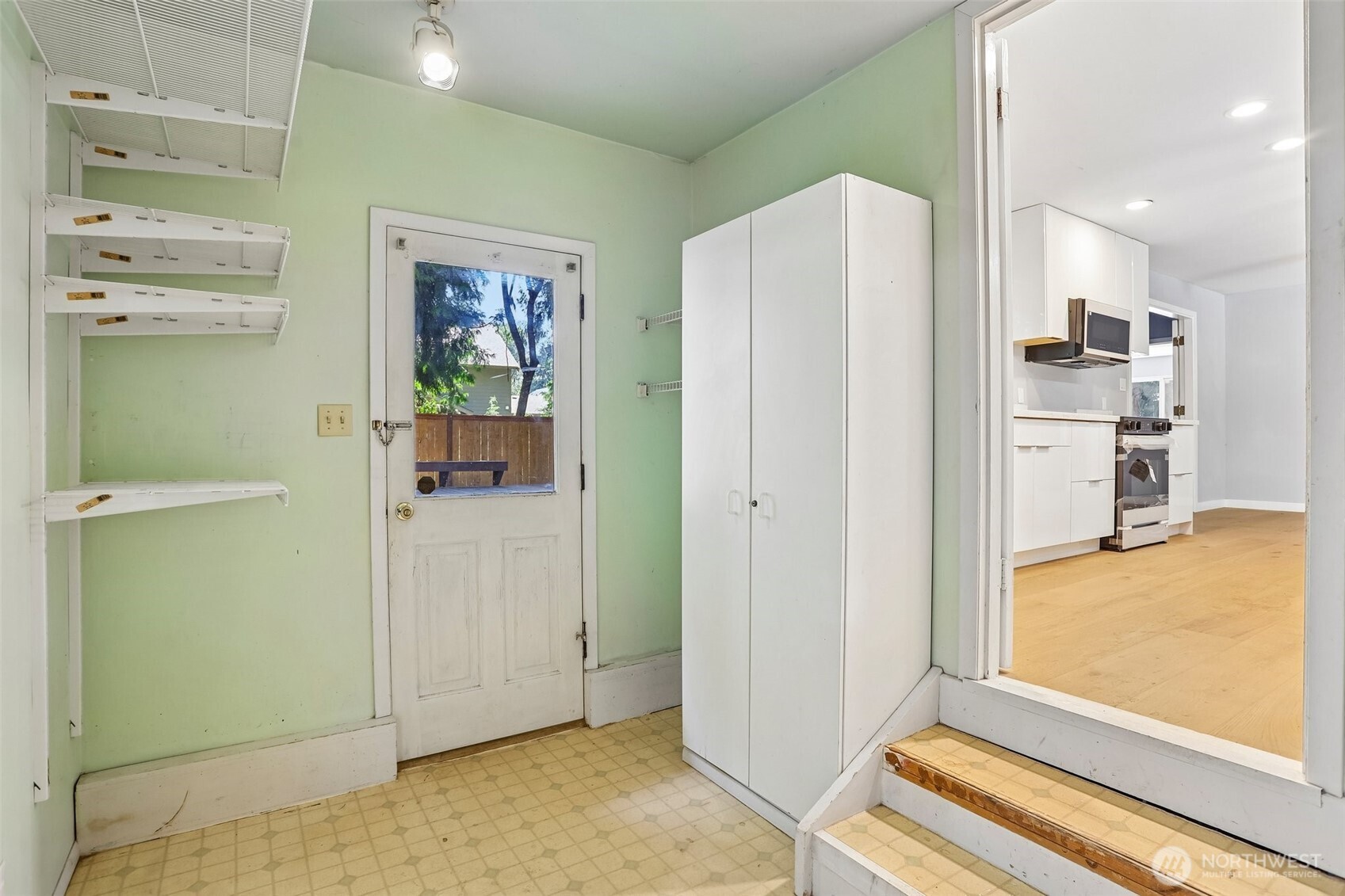 16220 Ambaum Boulevard Property Photo 34