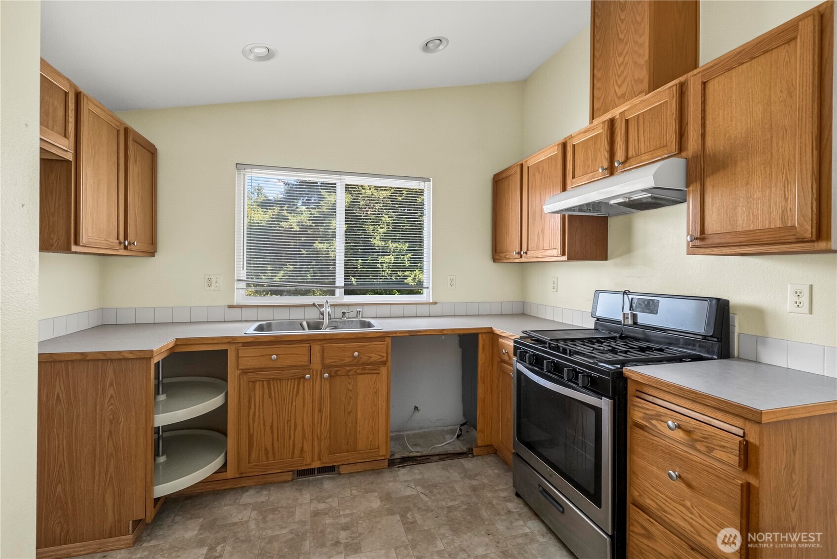 1220 184th Street Ct Property Photo 10