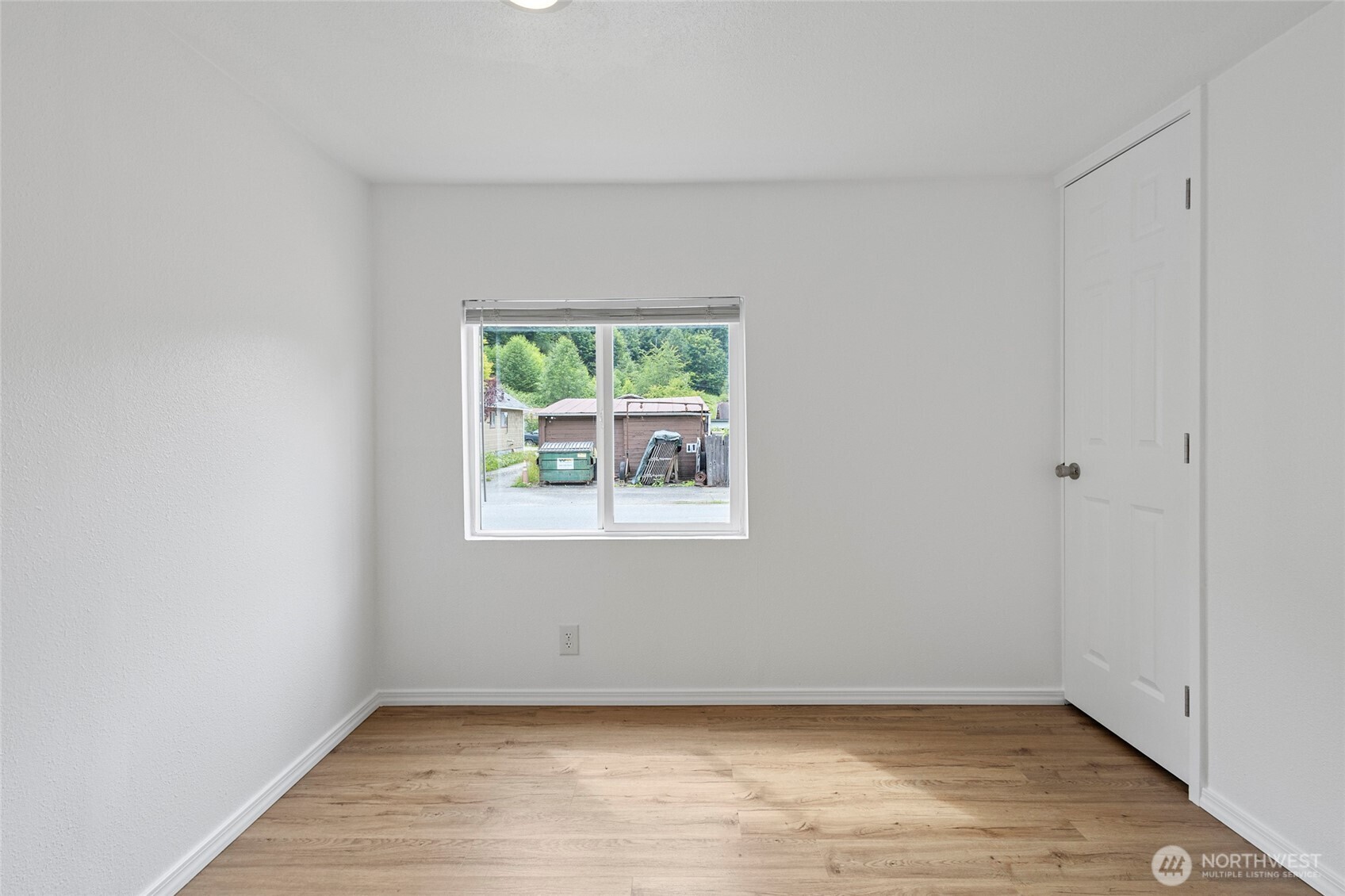 7545 S Dillard Avenue Property Photo 17