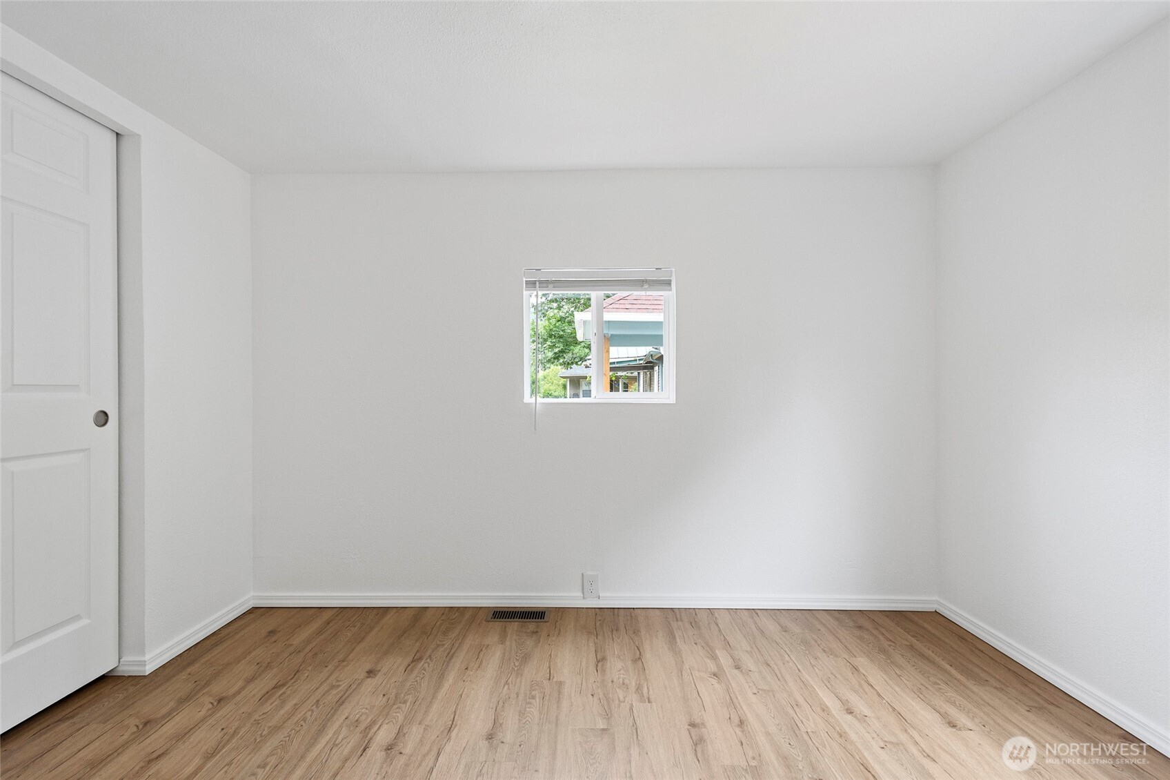 7545 S Dillard Avenue Property Photo 19