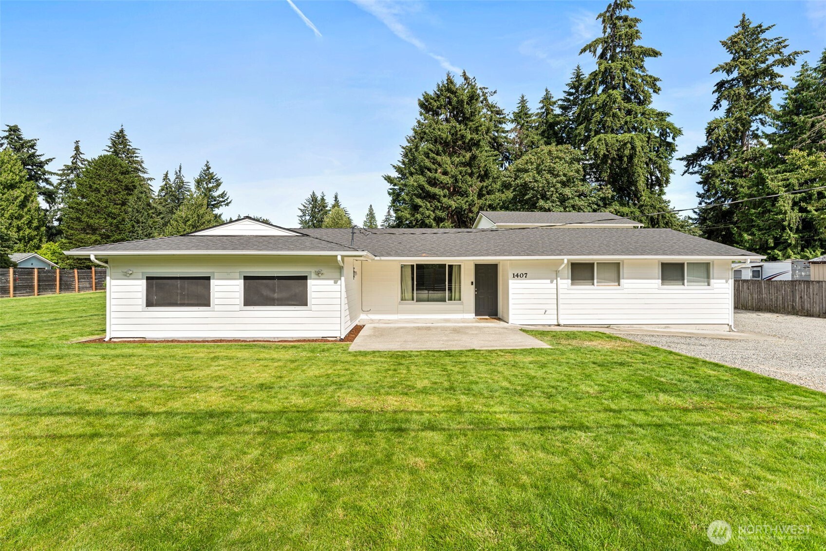 1407 58th Avenue Property Photo 2