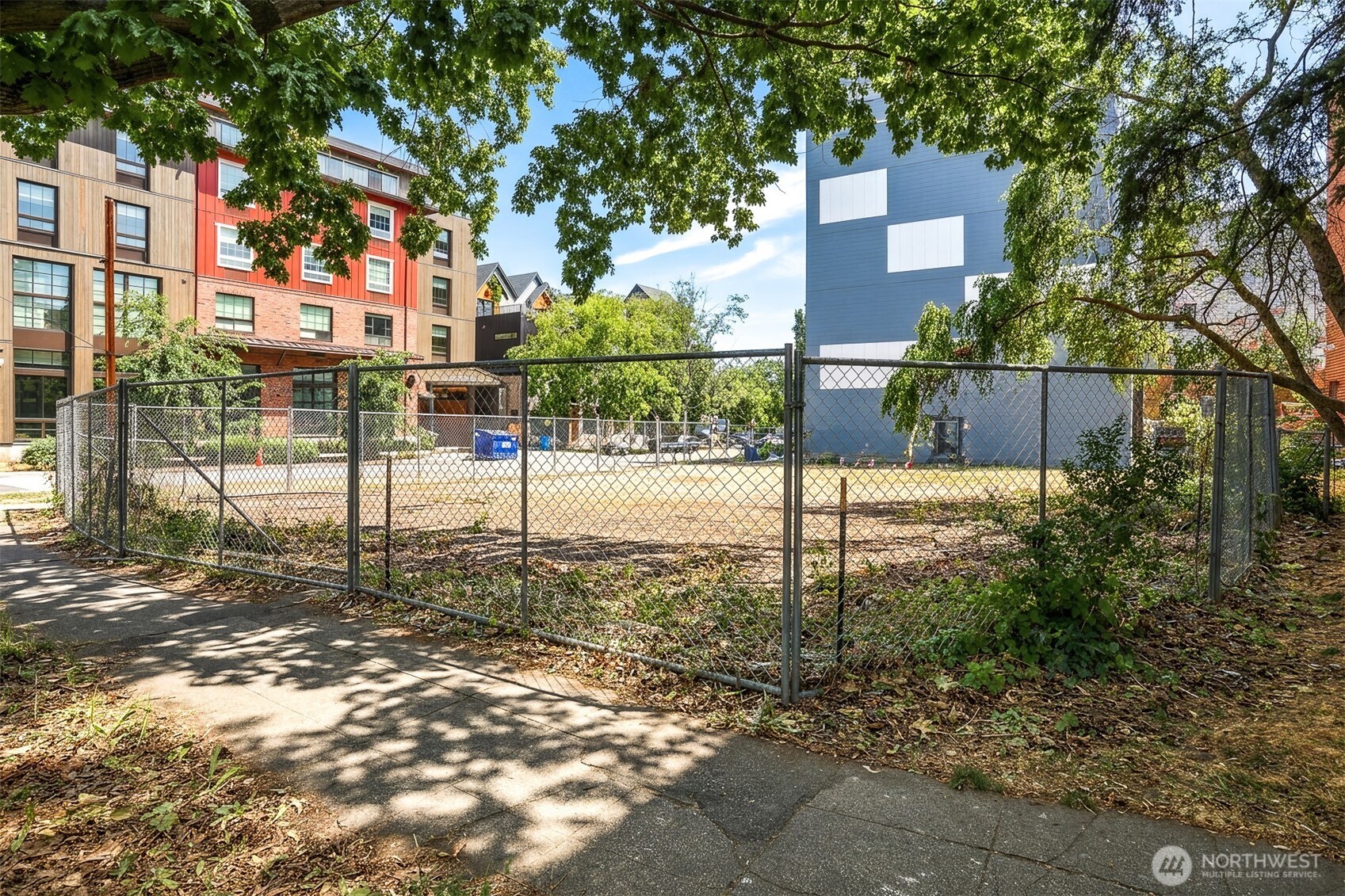 1103 Nw Market Street Property Photo 6