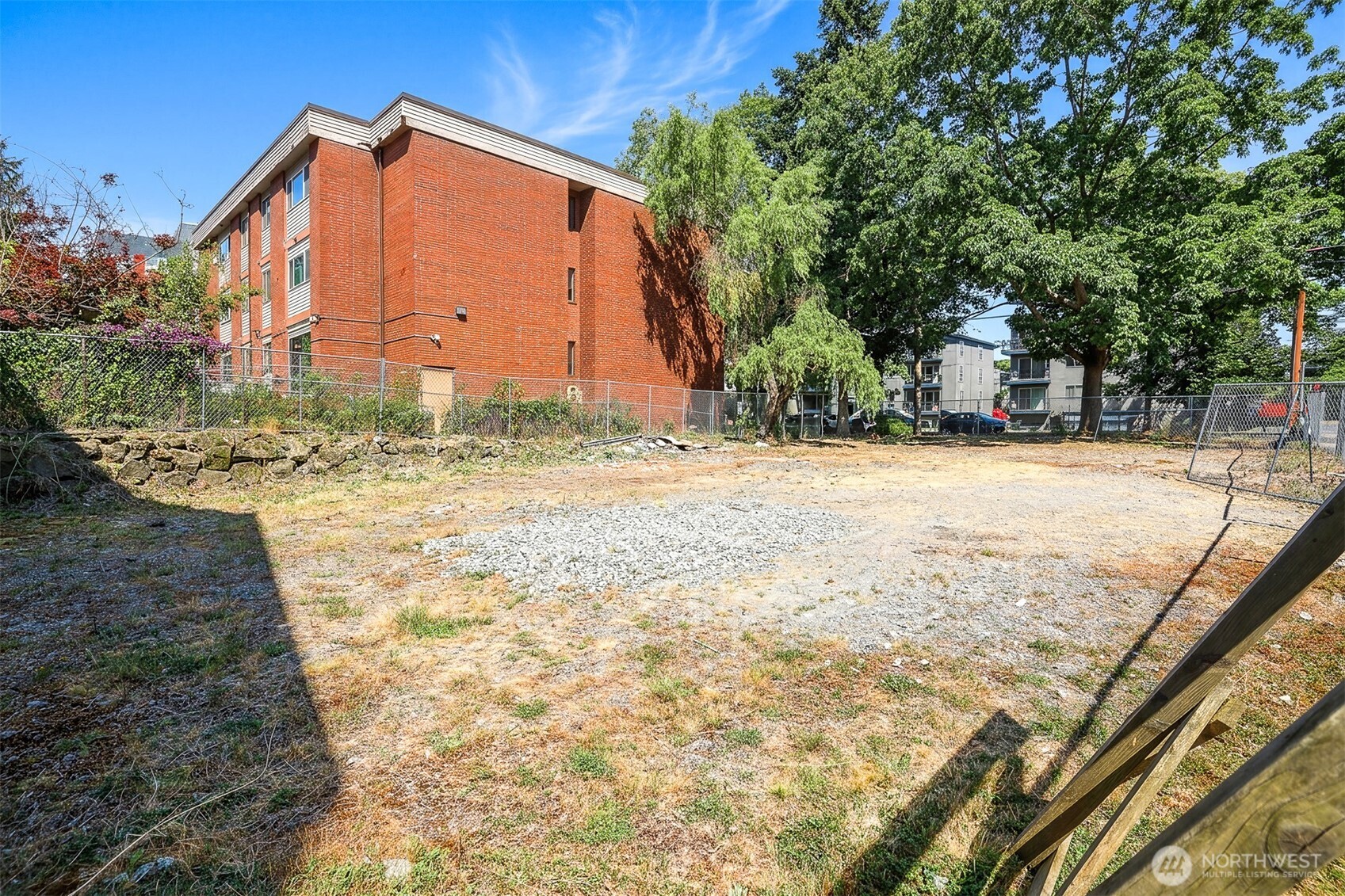 1103 Nw Market Street Property Photo 8
