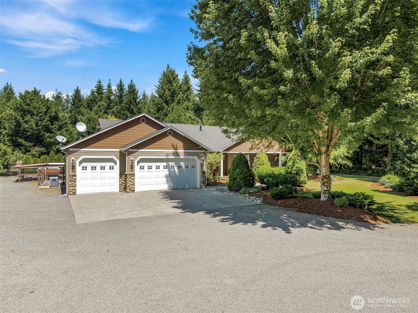 15330 159th Lane Property Photo 2
