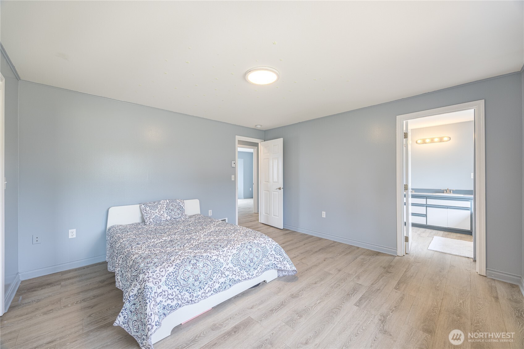 50 Misty Glen Lane Property Photo 17