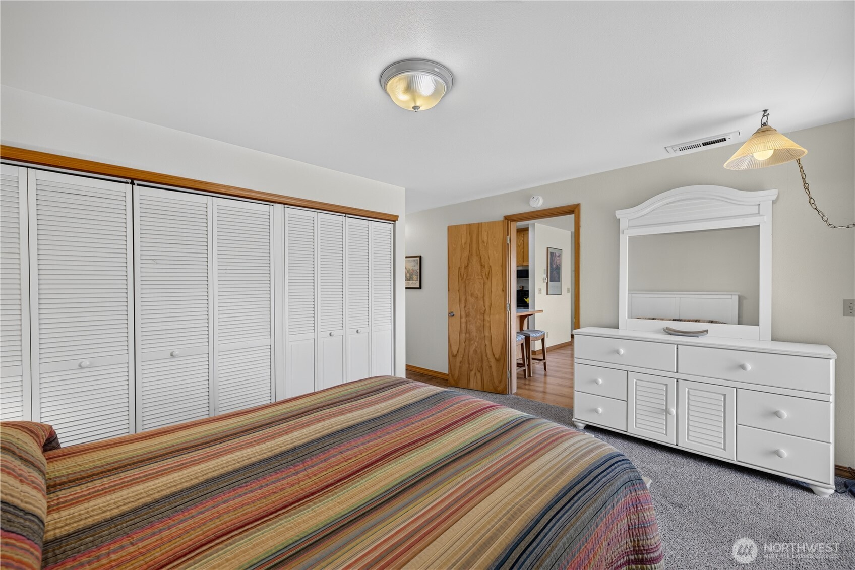 1710 Skyline Way 101 Property Photo 17