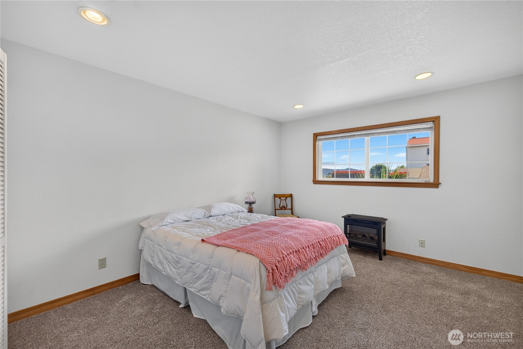 1710 Skyline Way 101 Property Photo 20