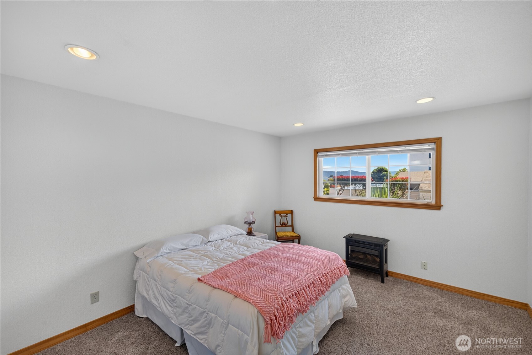 1710 Skyline Way 101 Property Photo 21