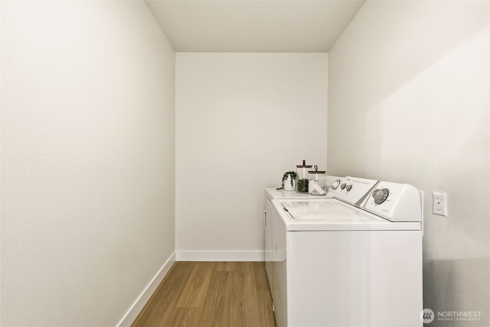 12544 25th Avenue Property Photo 29