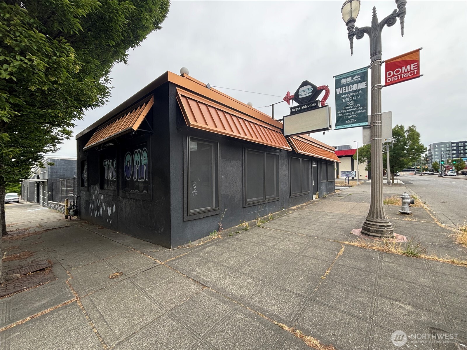 2301 Pacific Avenue Property Photo 1
